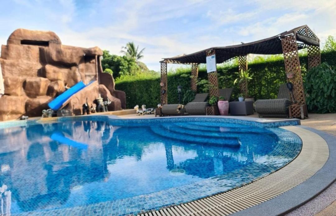 Sb Holiday Resort Chiang Mai Bagian luar foto